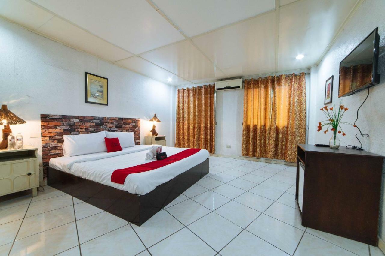 Reddoorz Premium @ Clarkview Angeles City Exterior photo